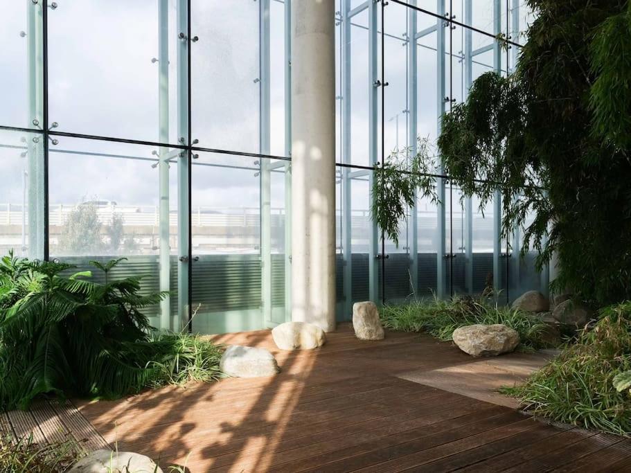 Stylish Urban Sanctuary With Parking Apartment London Bagian luar foto